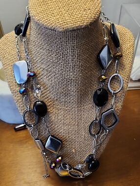 Lua Sophia Elegant Black Multi-Shape Women's Necklace